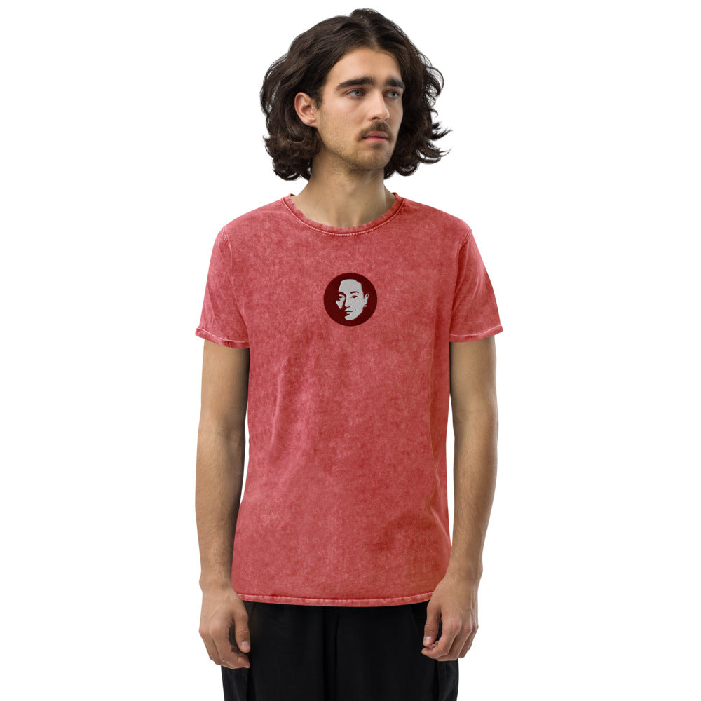 Coco‘s besticktes Denim-T-Shirt in Koralle