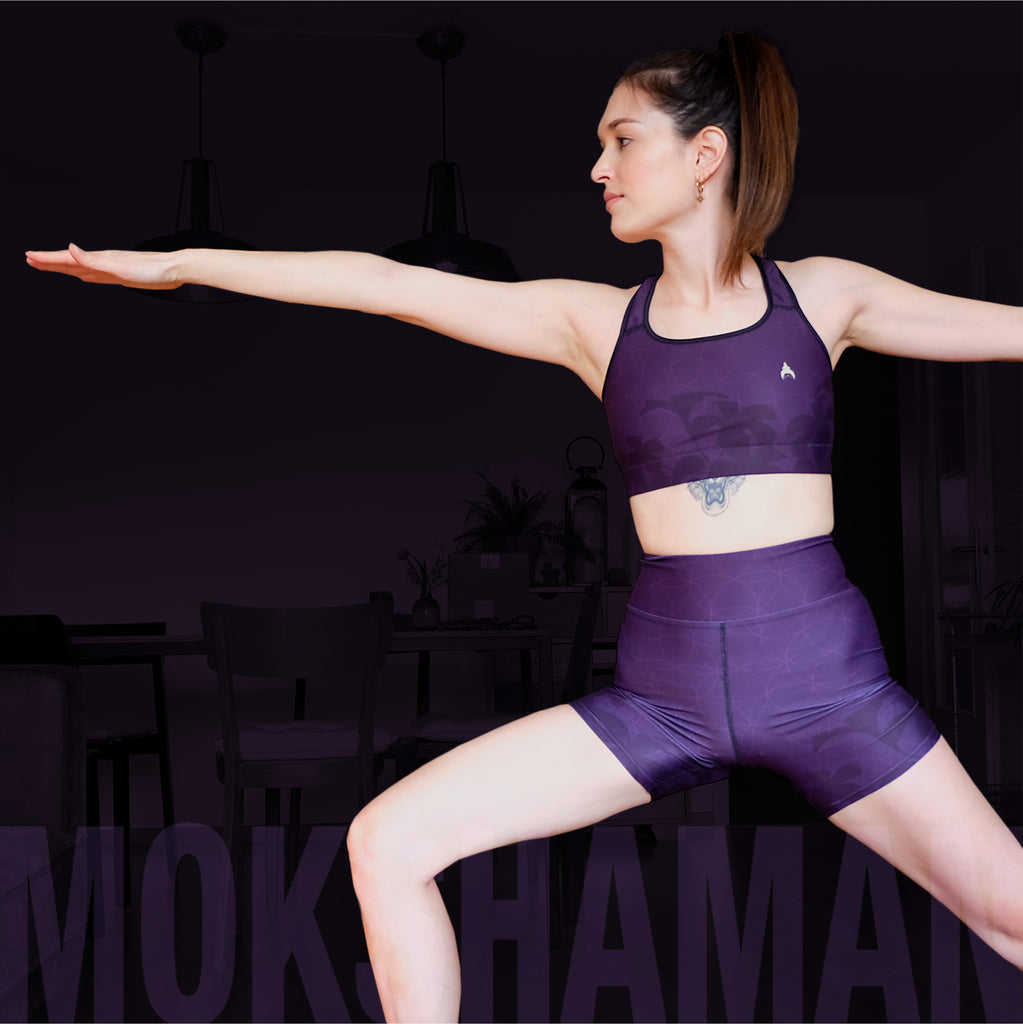 „MOOVIE“ Yoga Shorts in Aubergine